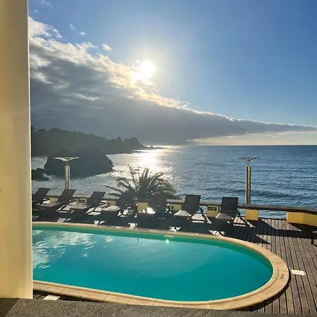 Vinha Da Areia 호텔 3*