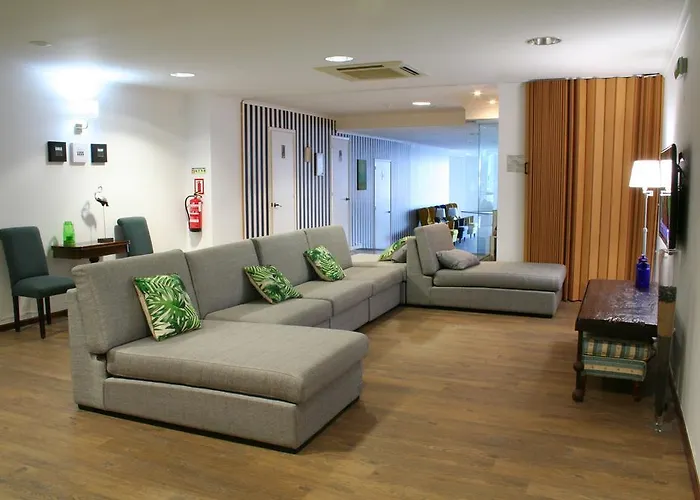 Hotel Vinha Da Areia 3*