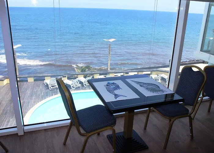 Отель Vinha Da Areia