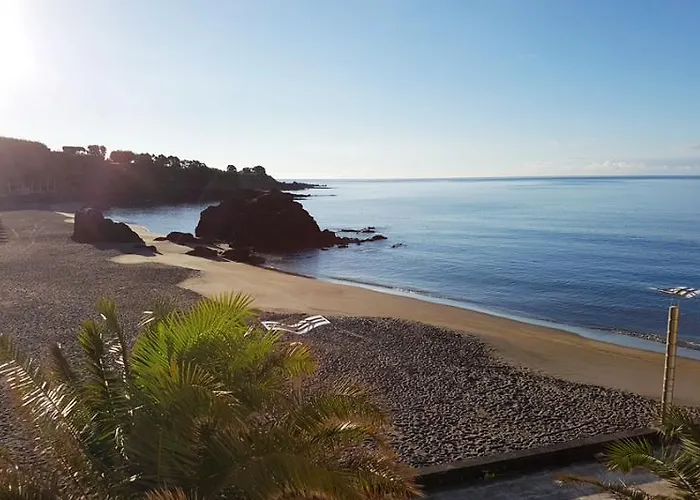 Отель Vinha Da Areia 3*